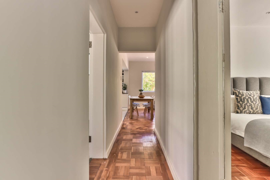 To Let 2 Bedroom Property for Rent in Green Point Western Cape